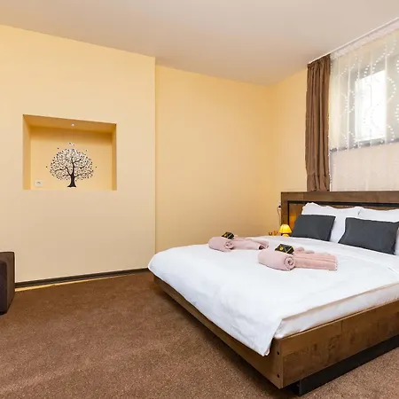 Sahat Tepe No 2 With Free Parking By Flat Manаger * Plovdiv